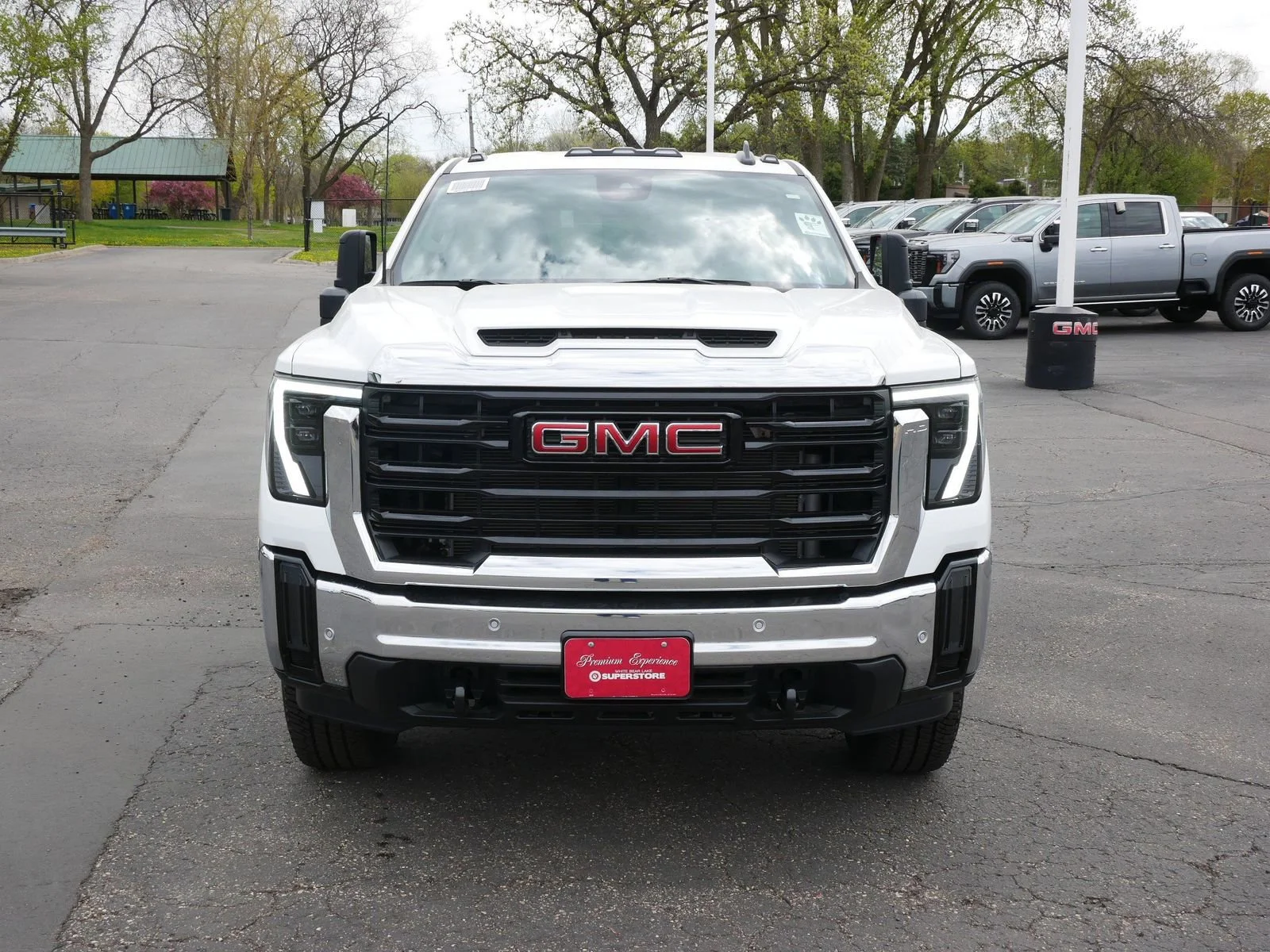 2025 GMC Sierra 3500HD Pro - Photo 8