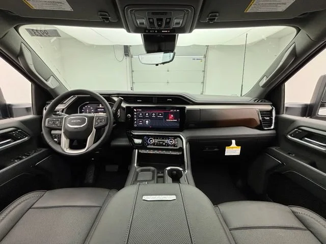 2026 GMC Sierra 2500HD Denali - Photo 3