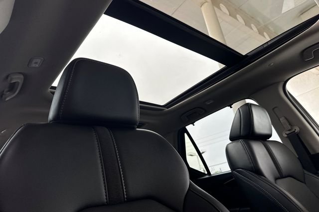 Used 2025 Black Honda Touring image 18