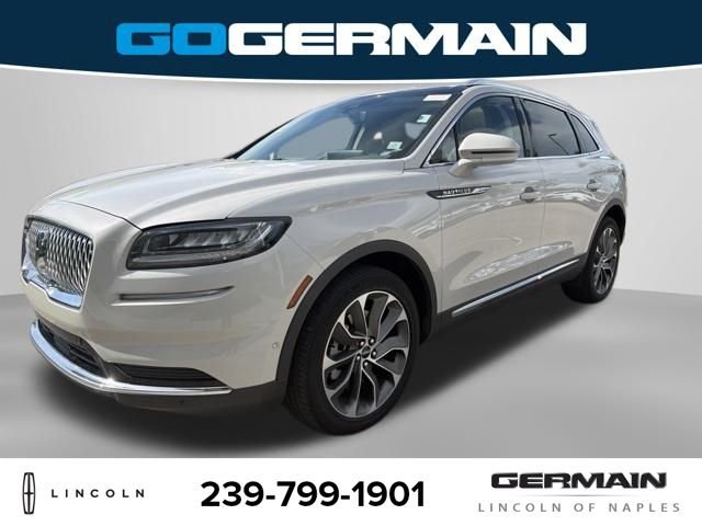 Used 2022 White Lincoln Reserve image 1