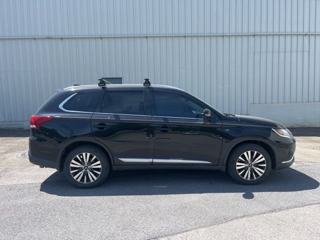 Used 2019 Black Mitsubishi GT image 4