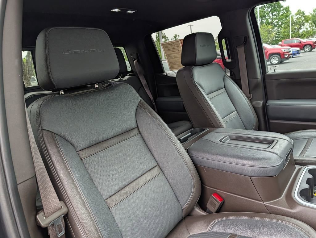 Used 2021 Hunter Metallic GMC Denali image 24