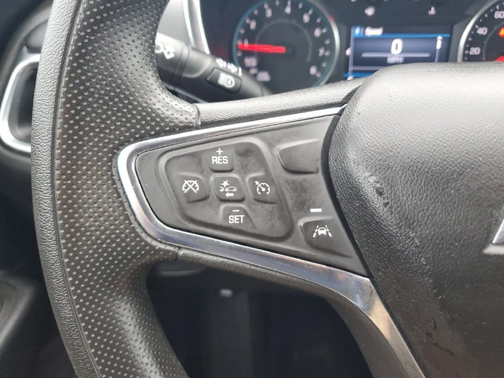 Used 2023 STERLING GRAY METALLIC Chevrolet LT image 22