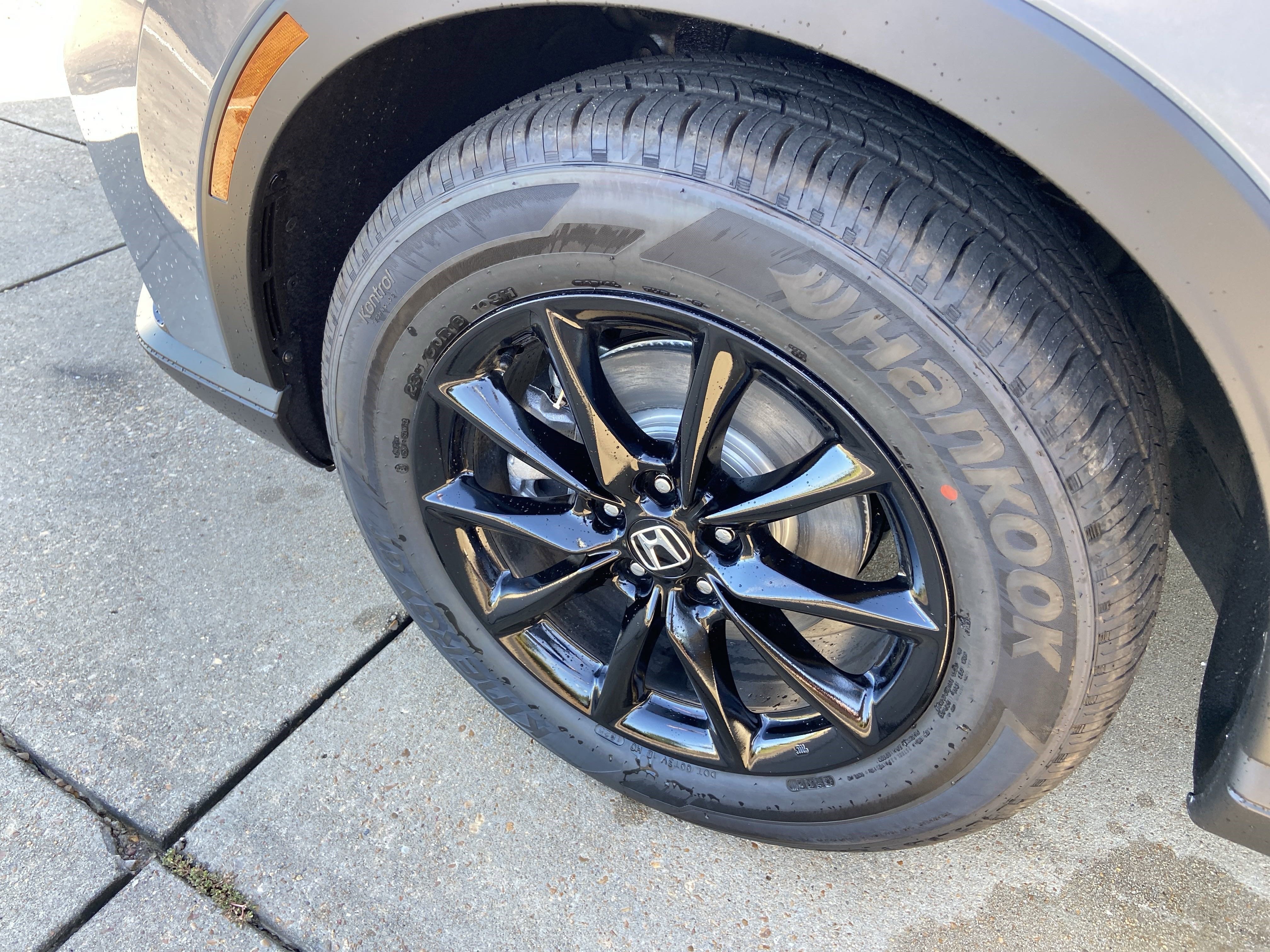 New 2026 Urban Gray Pearl Honda Sport-L image 13