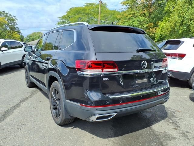 Used 2021 Black Volkswagen 2.0T SEL Premium image 6