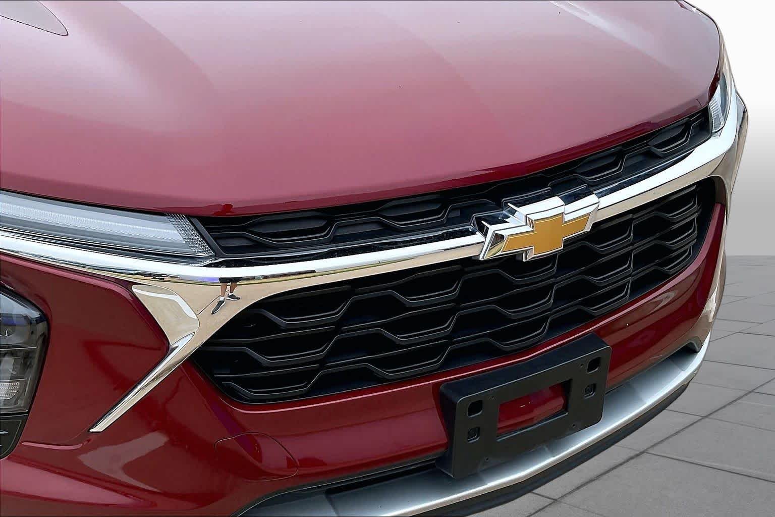 Used 2024 Crimson Metallic Chevrolet LT image 26
