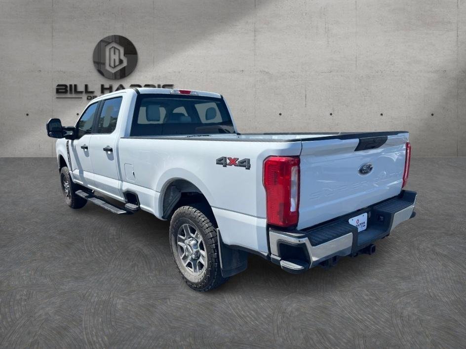 Used 2023 White Ford XL image 6