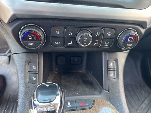 Used 2018 Quicksilver Metallic GMC SLE-2 image 13