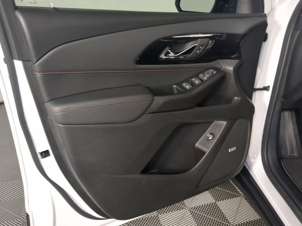 2023 Chevrolet Traverse RS - Photo 13