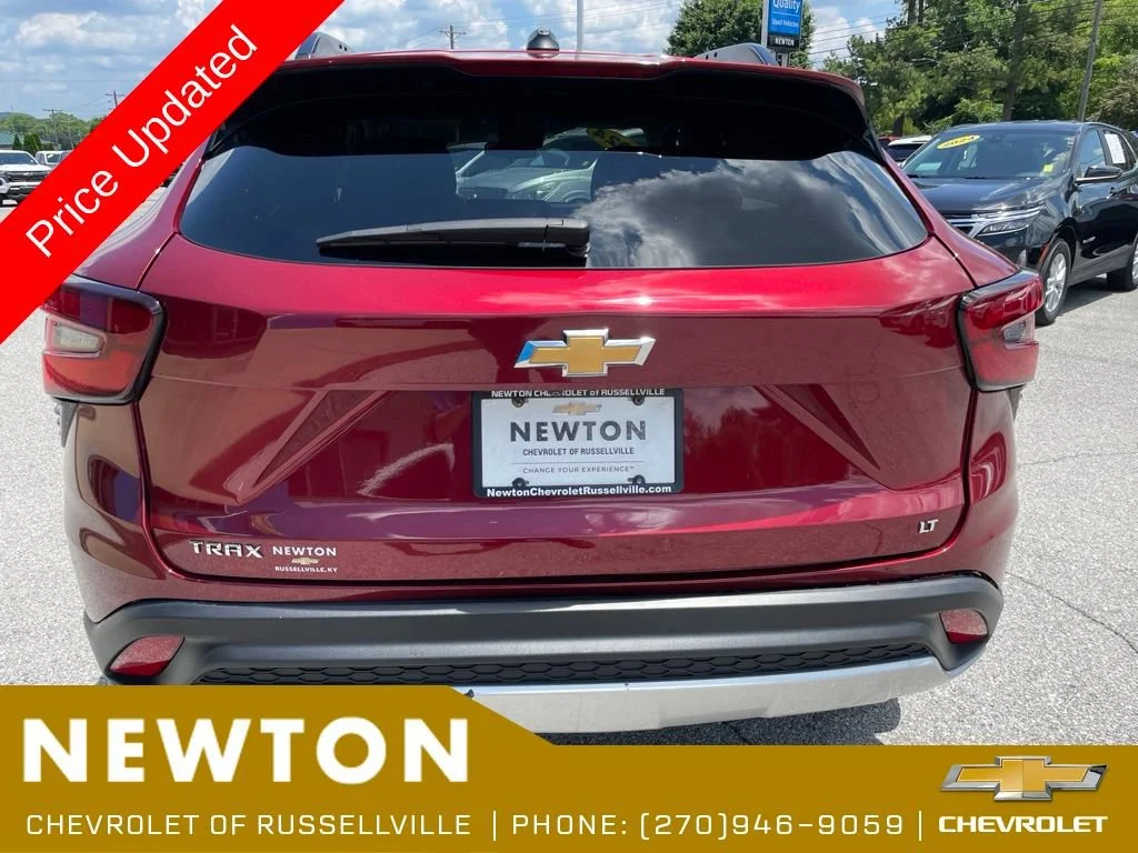 Used 2024 Crimson Metallic Chevrolet LT image 38
