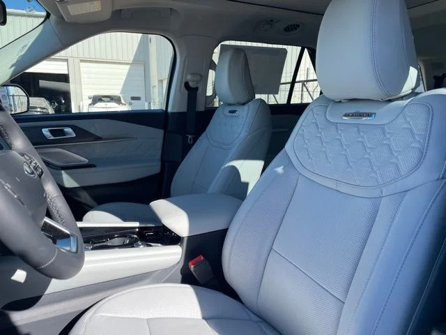 New 2026 Gray Metallic Ford Platinum image 8