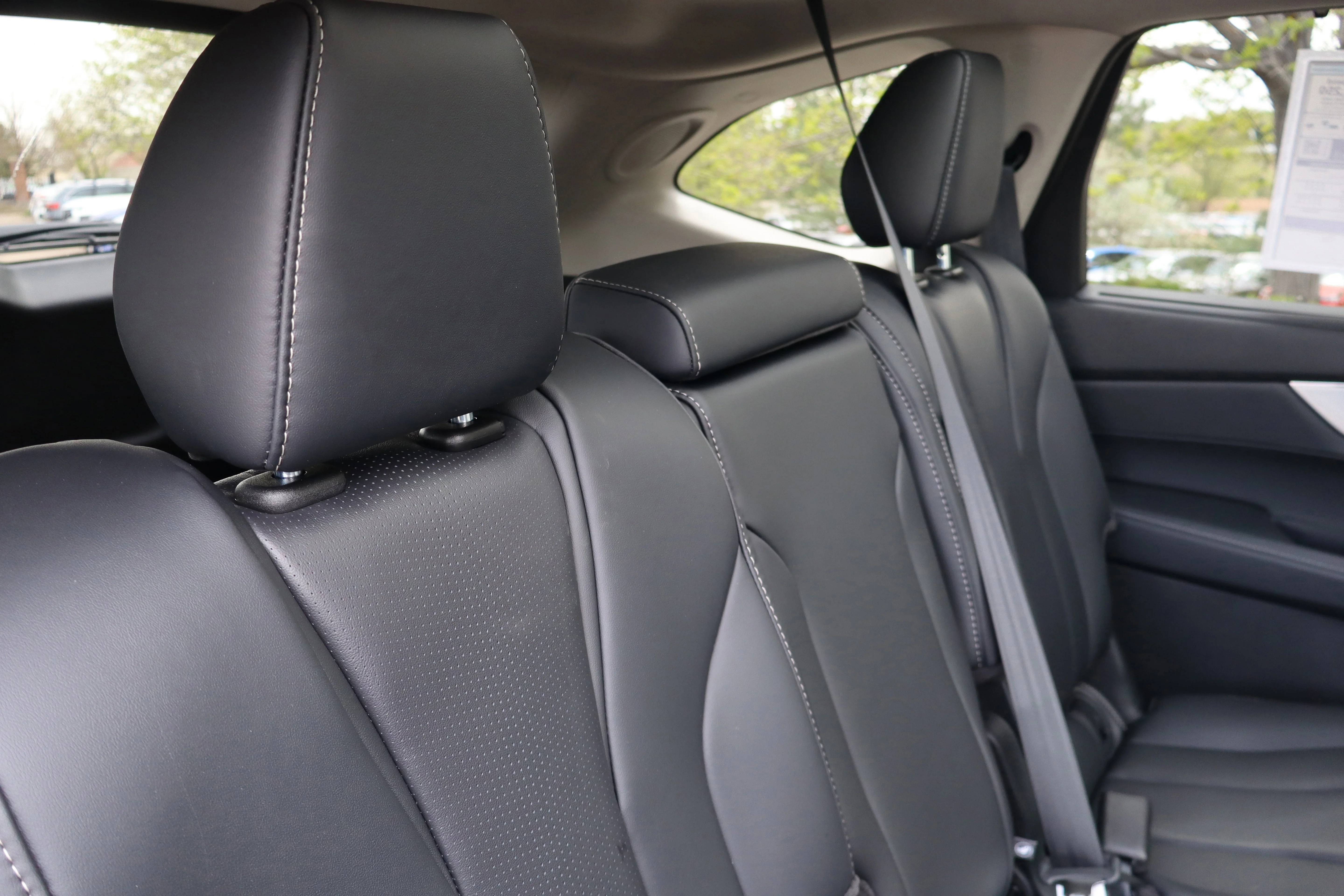 New 2026 Liquid Carbon Metallic Acura w/Technology Package image 30