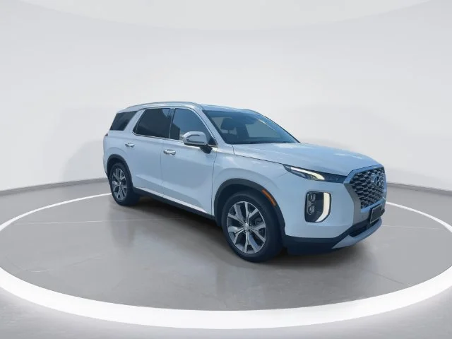 Used 2020 White Hyundai SEL image 2