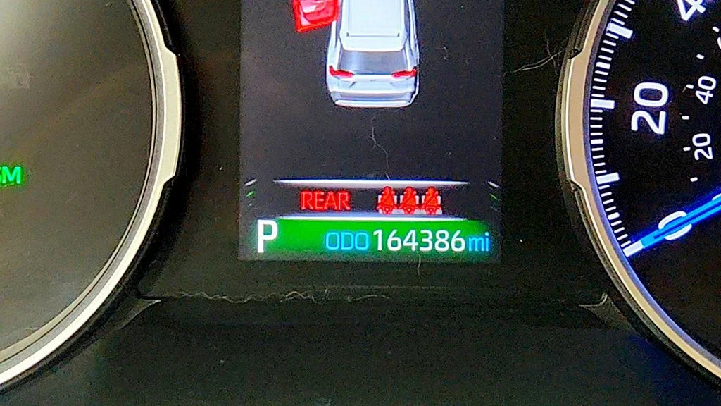 Used 2021 Lunar Rock Toyota Hybrid XLE AWD w/ Weather Package image 16