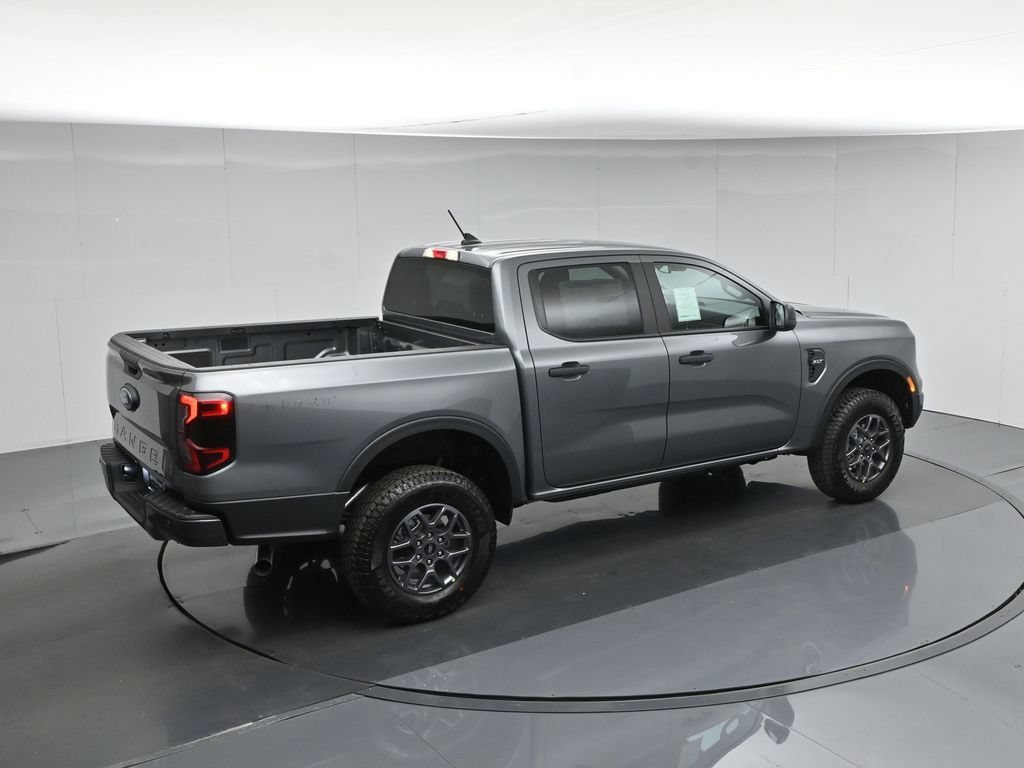 New 2026 Carbonized Gray Metallic Ford XLT image 37