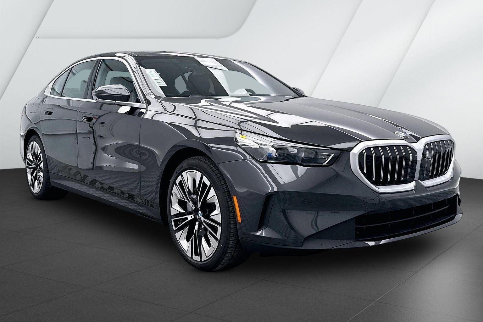 2026 BMW 5 Series 540i xDrive Sedan's photo