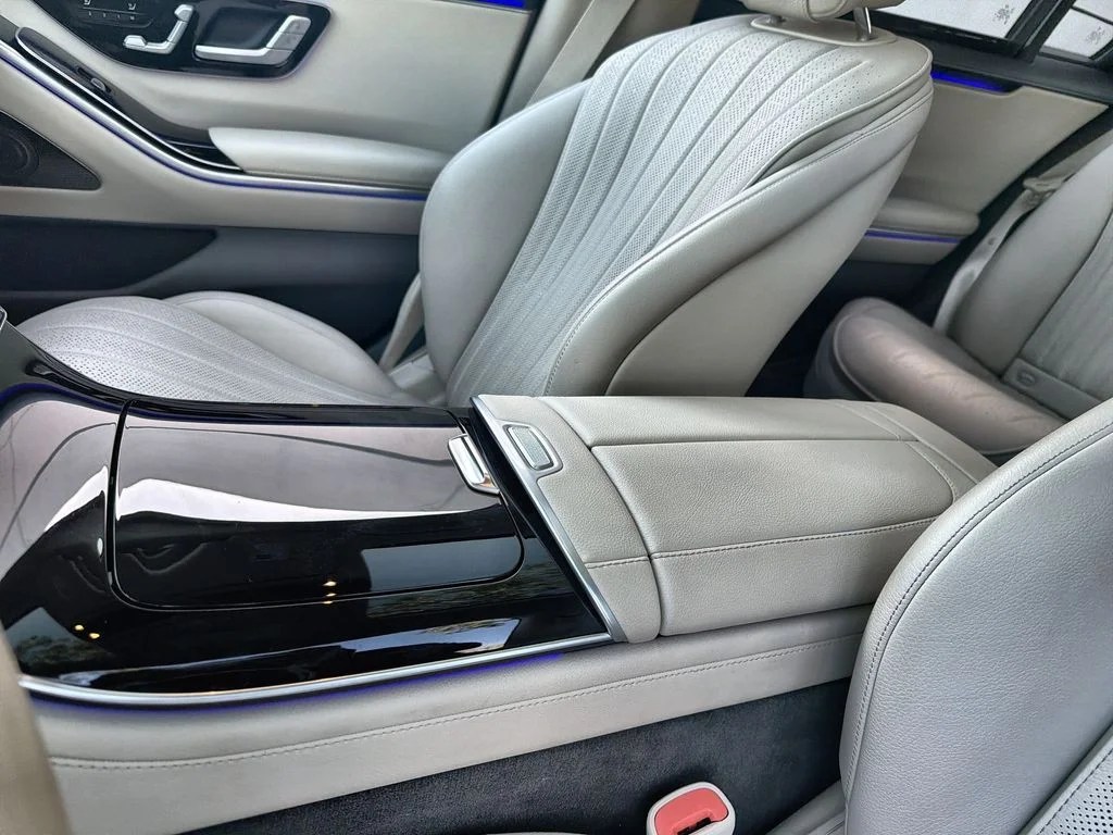 Used 2023 Gray Mercedes-Benz S 500 image 23