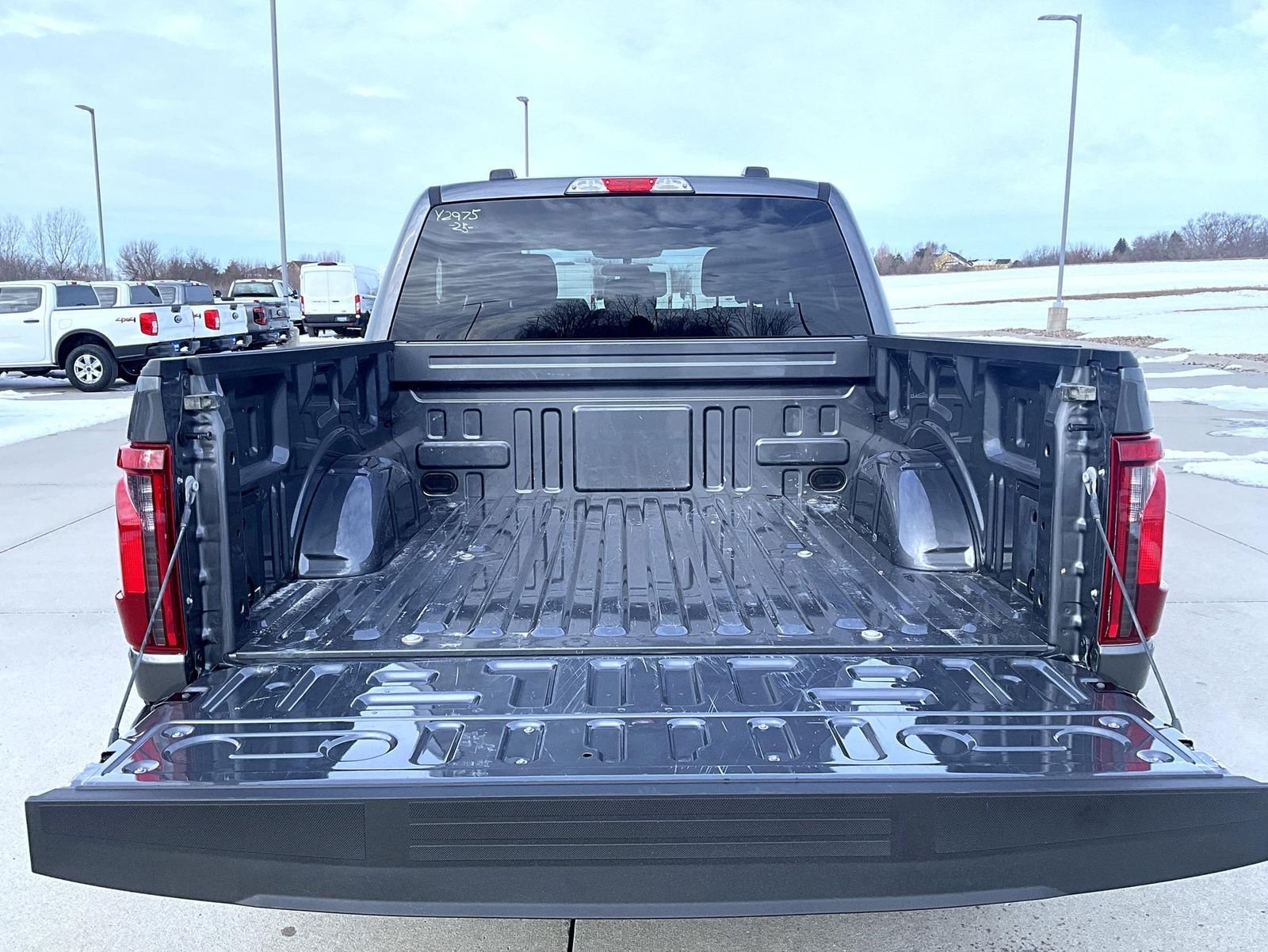 Used 2025 Gray Ford XLT image 22