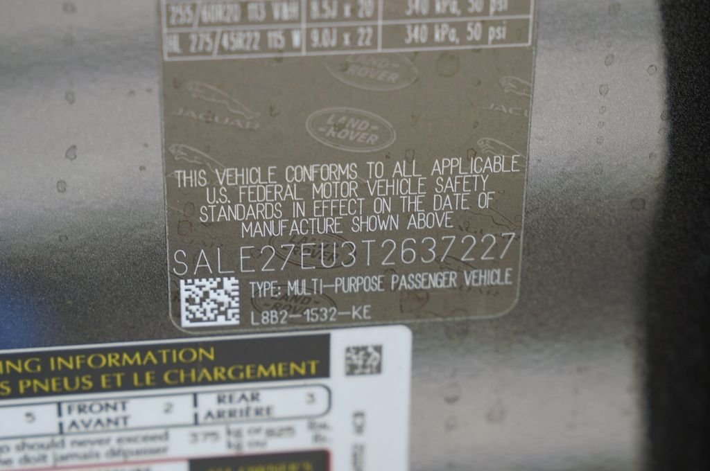 Used 2026 Gray Land Rover X-Dynamic SE image 31
