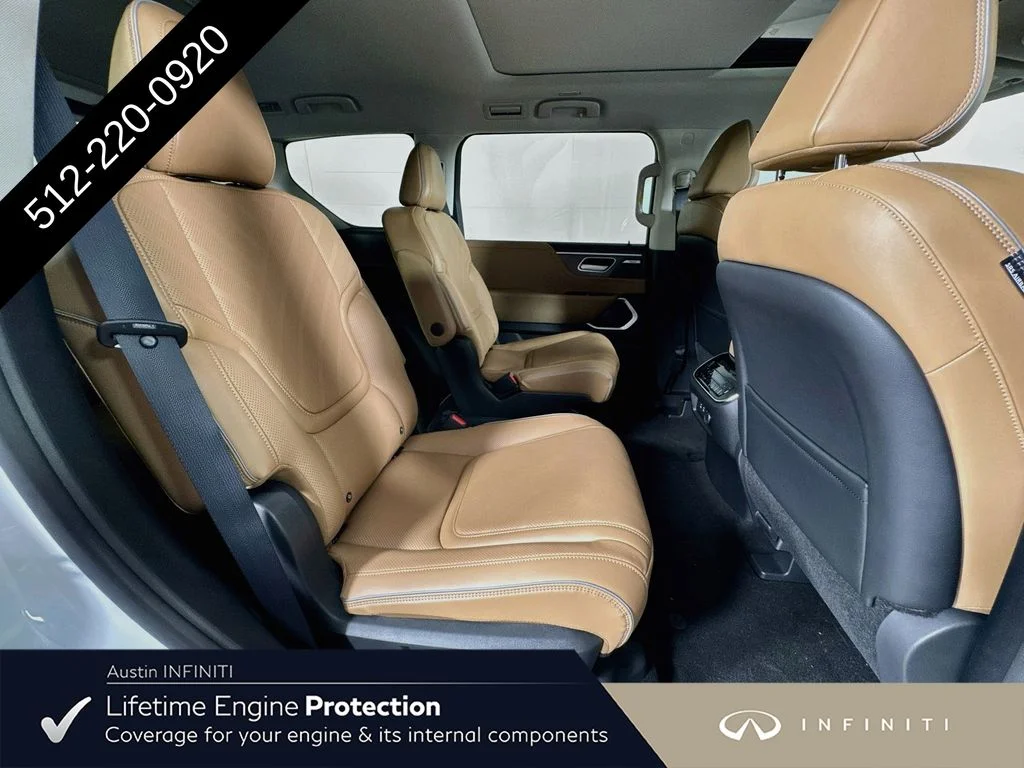 New 2027 White INFINITI LUXE image 37
