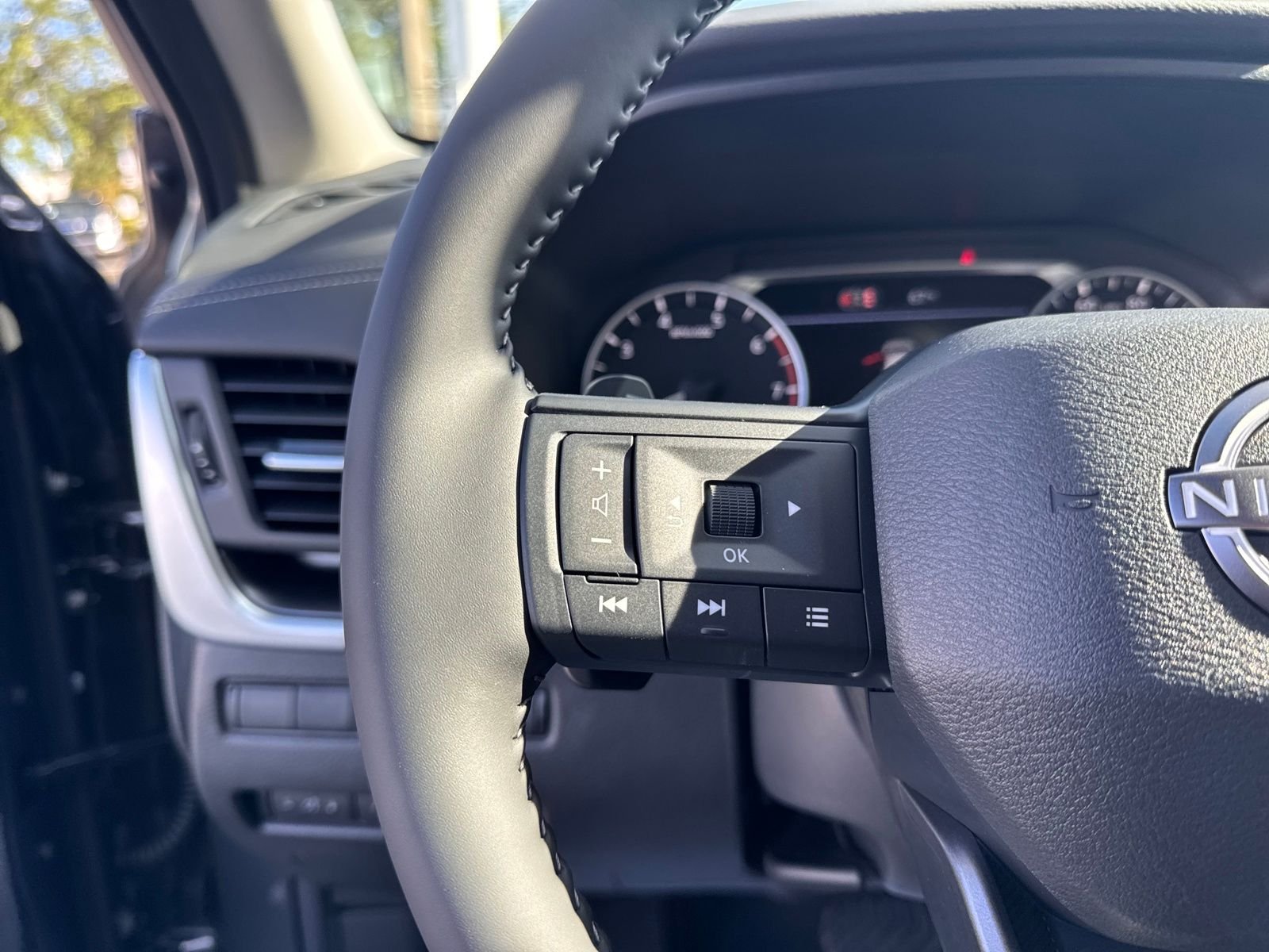 New 2026 Nissan Rogue SV 4D Sport Utility