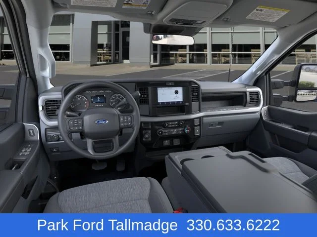 New 2025 Oxford White Ford XL image 9