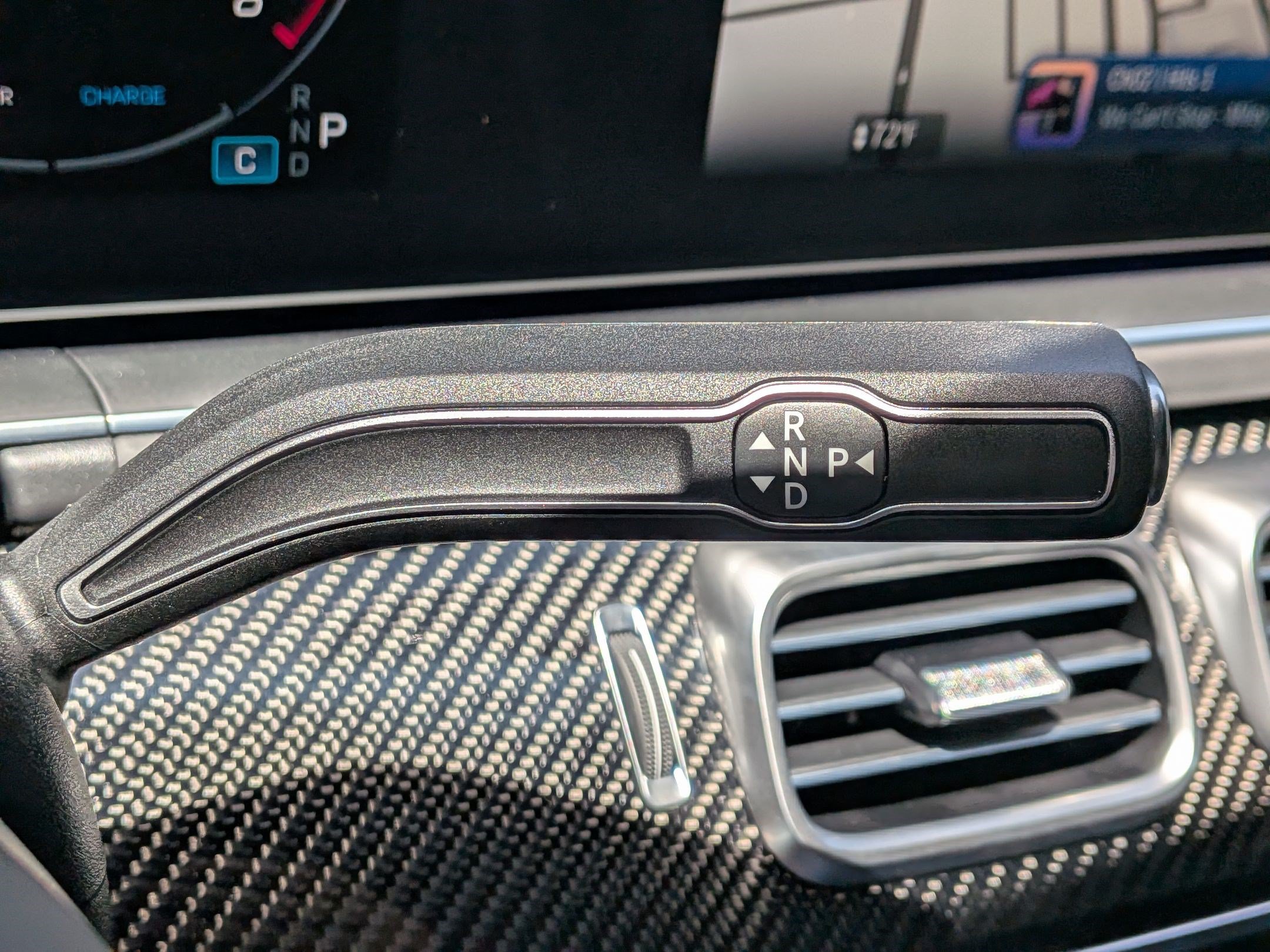 New 2026 MANUFAKTUR Alpine Grey Mercedes-Benz AMG® GLE 63 S image 41