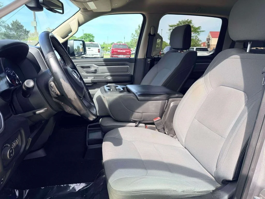 Used 2019 Silver Ram Big Horn/Lone Star image 14