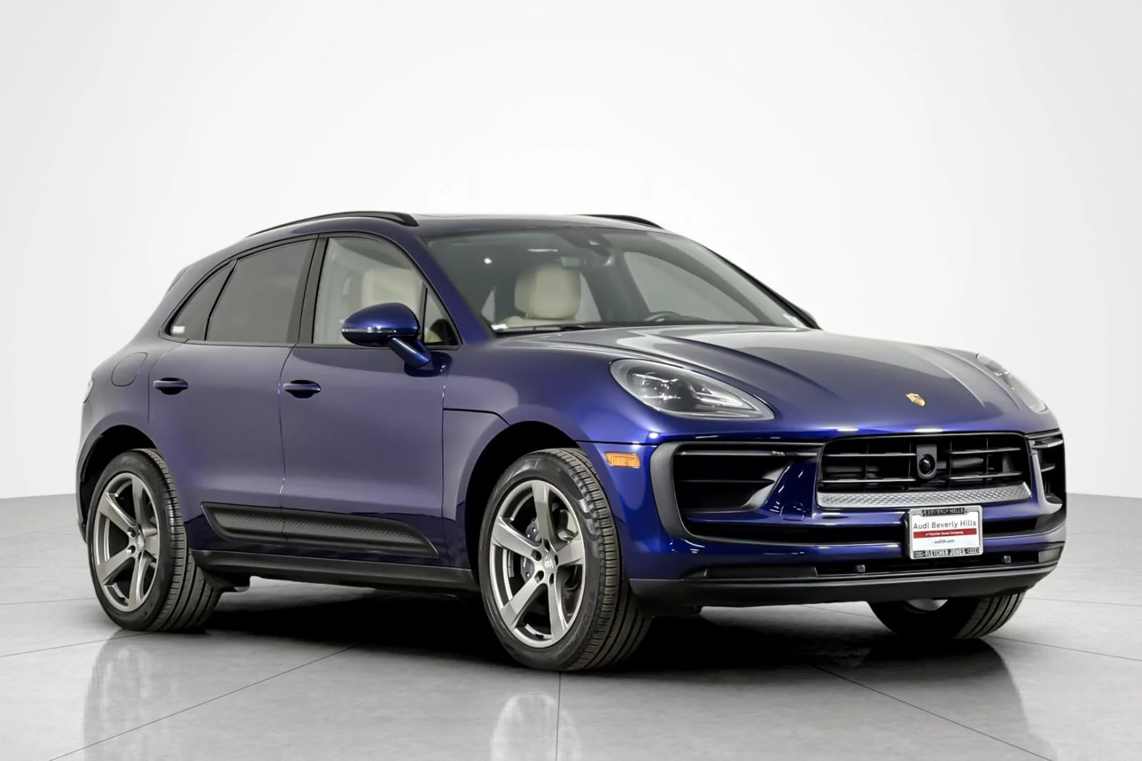 Used 2023 BLUE Porsche  image 7