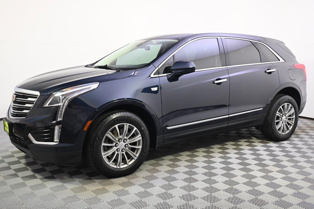 Used 2017 Cadillac XT5 Luxury with VIN 1GYKNDRS5HZ184567 for sale in St. Louis Park, Minnesota