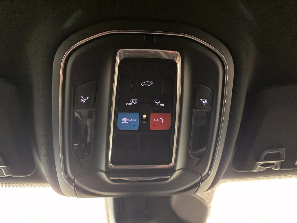 Used 2025 Gray Jeep Laredo image 22