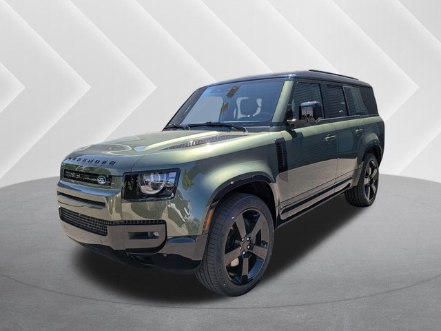 2026 Land Rover Defender 130 P400 X-Dynamic SE