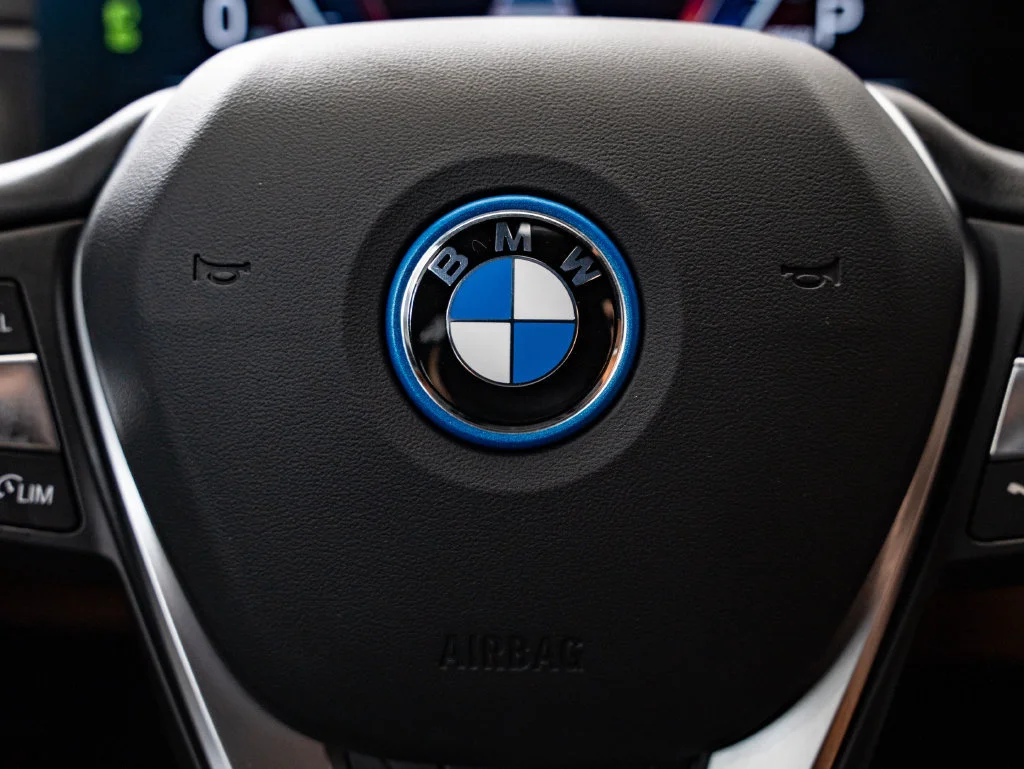 Used 2023 Mineral White Metallic BMW eDrive35 image 30
