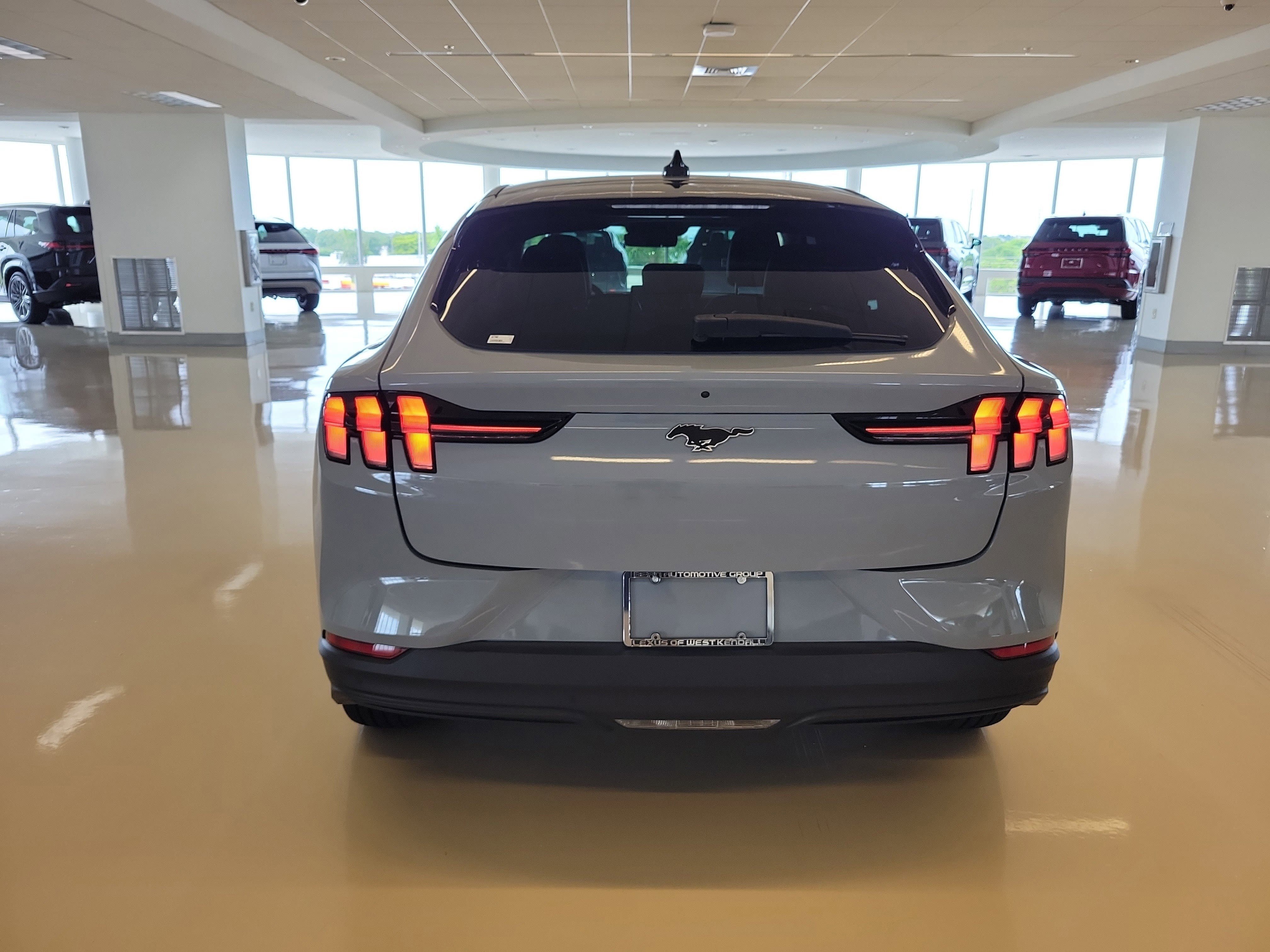 Used 2024 Gray Metallic Ford Select image 7