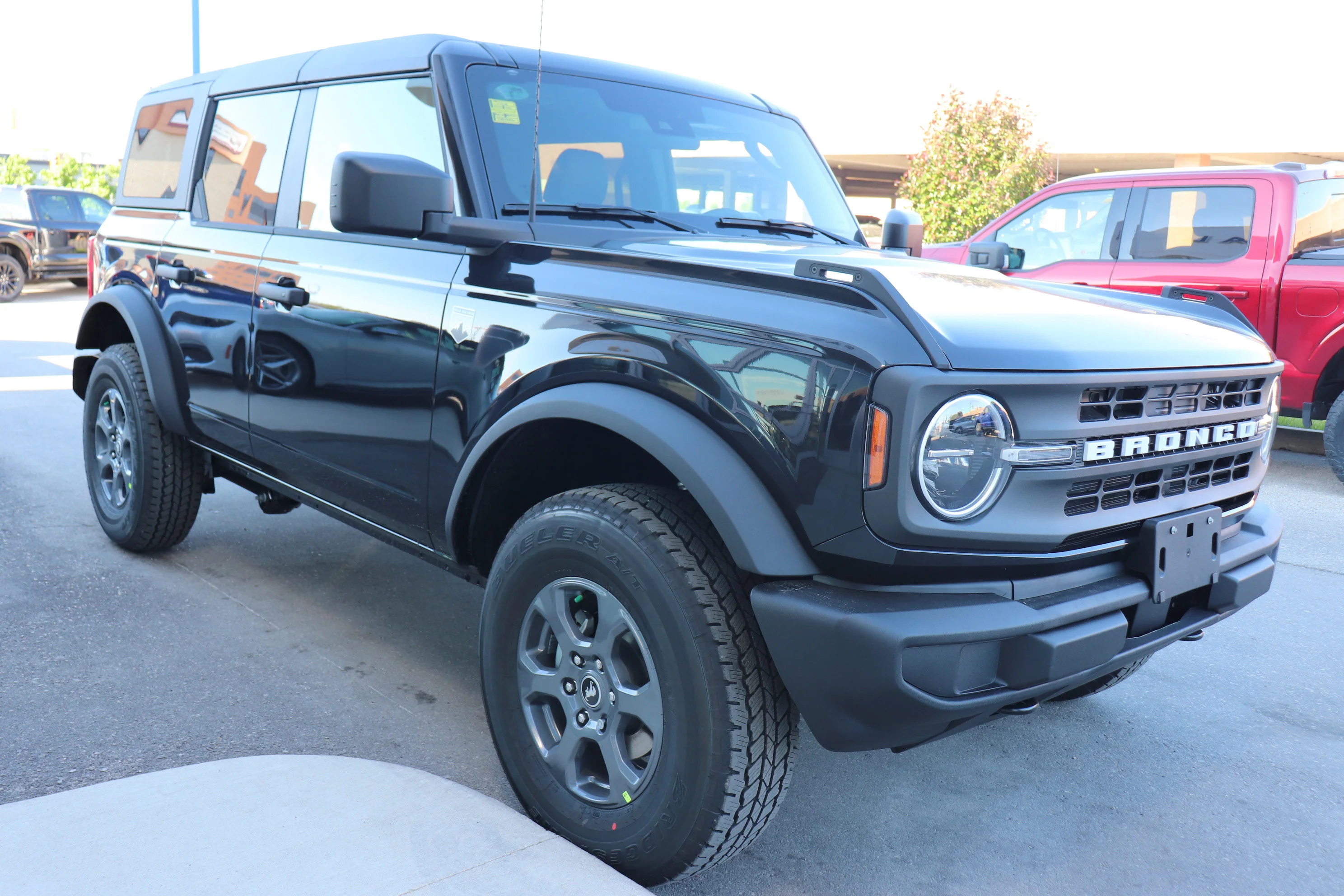 New 2026 SHADOW BLACK Ford Big Bend image 5