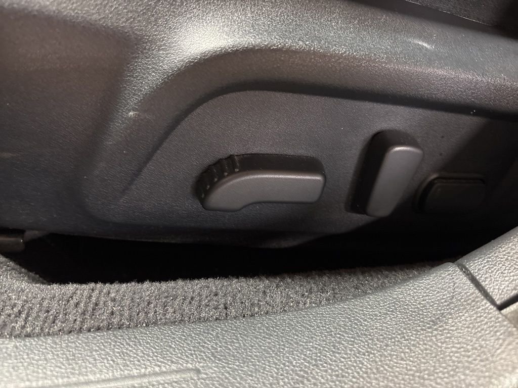 Used 2016 Red Subaru 2.5i image 25