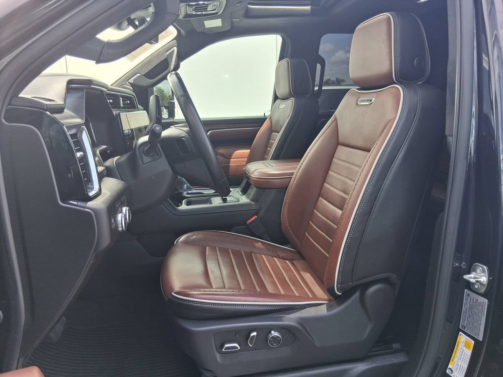 Used 2025 Titanium Rush Metallic GMC Denali Ultimate image 21