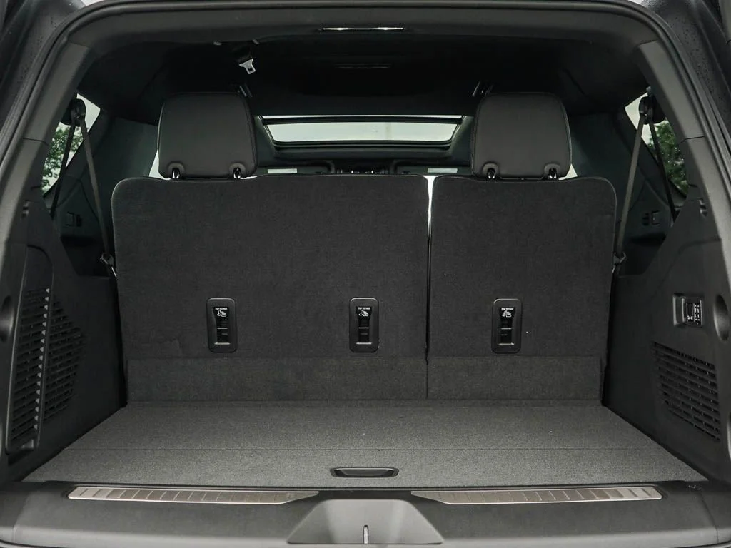 2026 GMC Yukon XL Denali - Photo 8