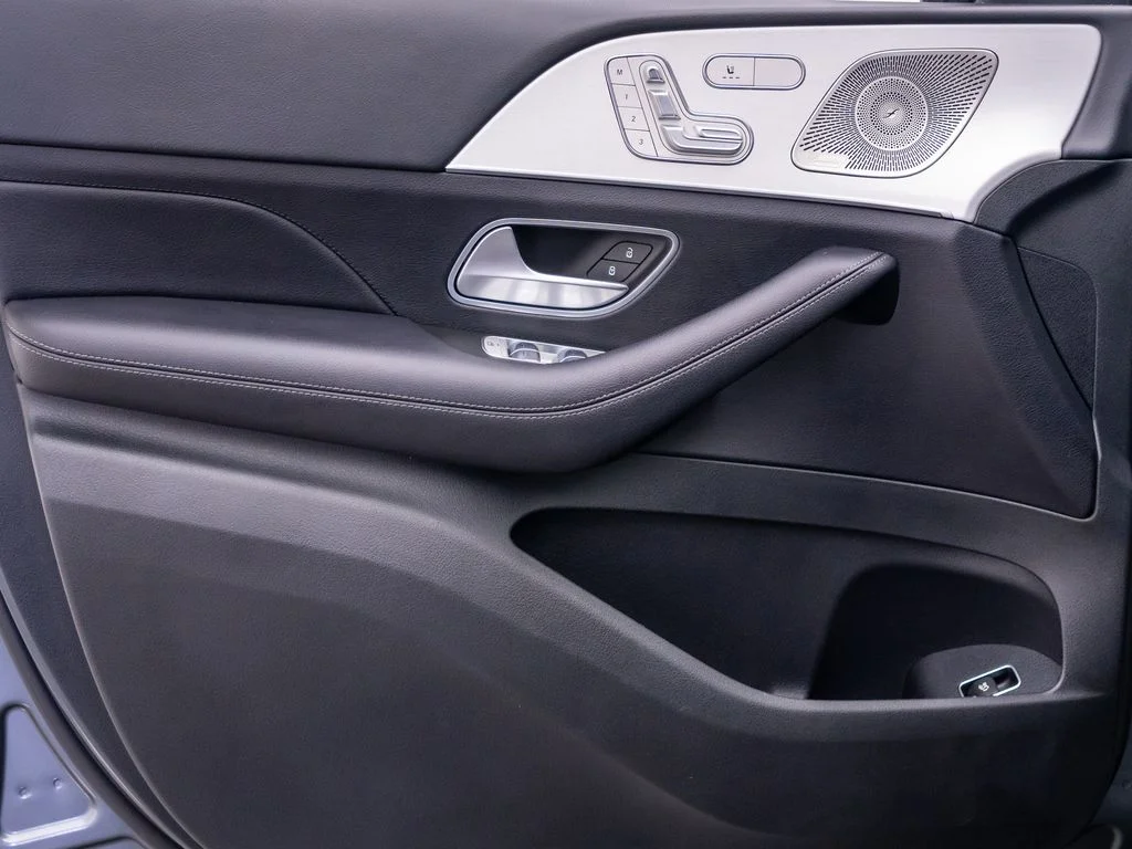 Used 2022 Gray Mercedes-Benz GLE 350 image 13