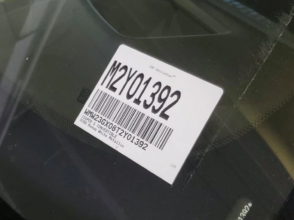 Used 2026 White MINI  image 24