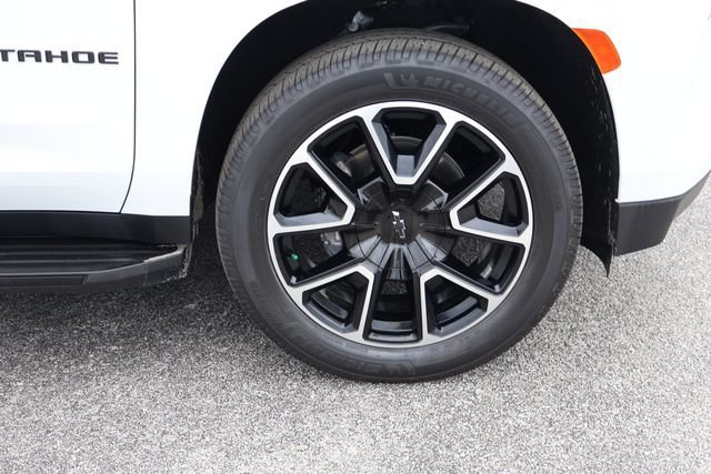 Used 2021 SUMMIT WHITE Chevrolet RST image 10