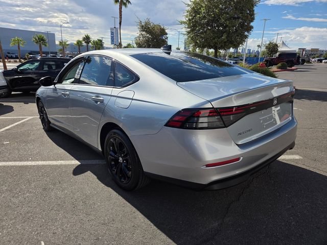 2025 Honda Accord SE - Photo 4