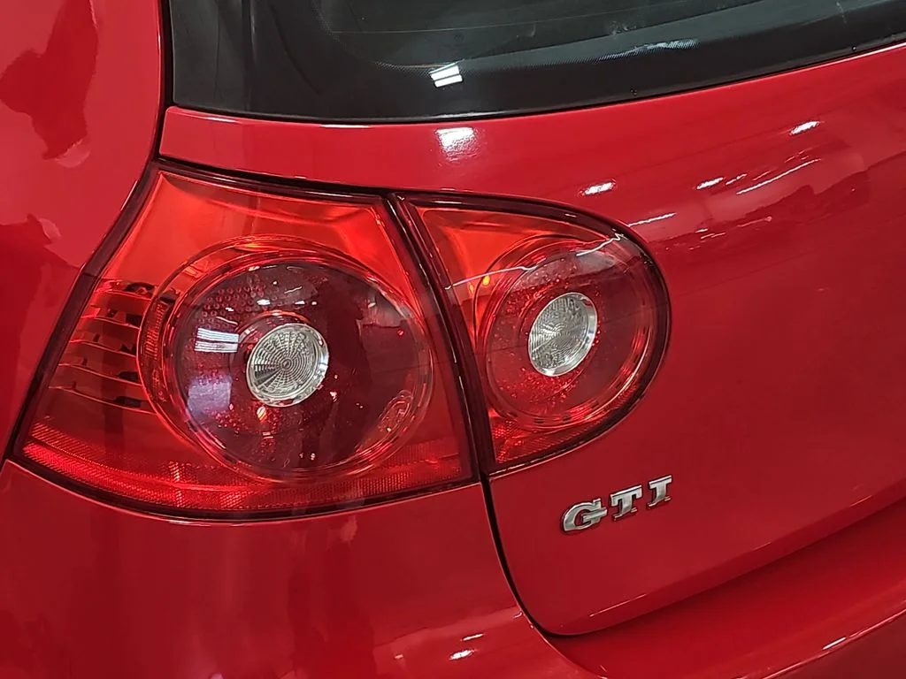 Used 2006 Red Volkswagen Base image 33