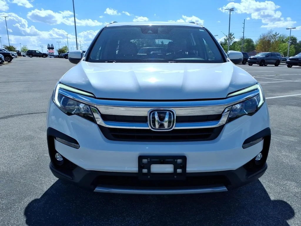Used 2020 Silver Honda EX-L image 3