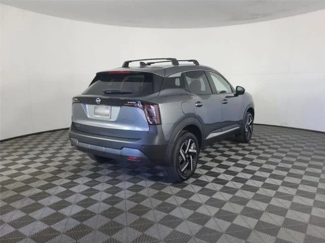 Used 2026 Gray Nissan SV image 5