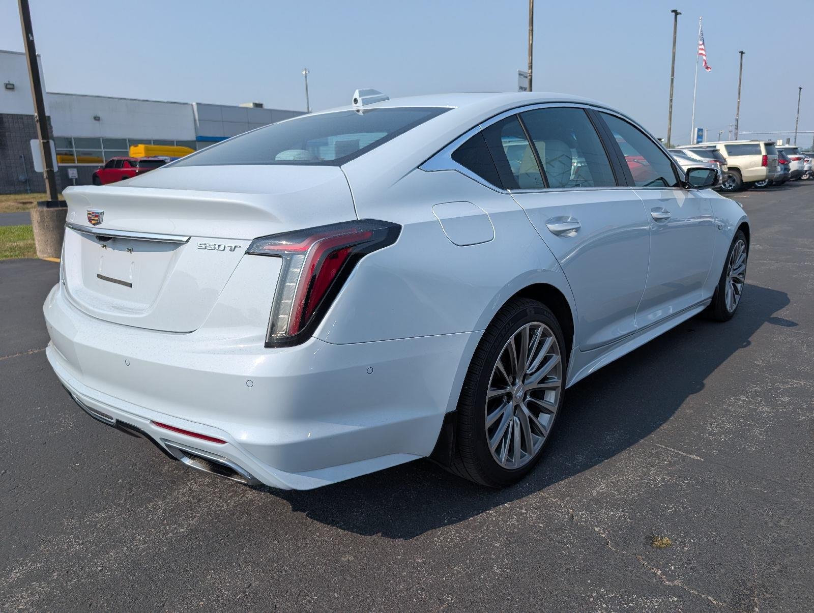 Used 2022 Diamond Sky Metallic Cadillac Premium Luxury image 8
