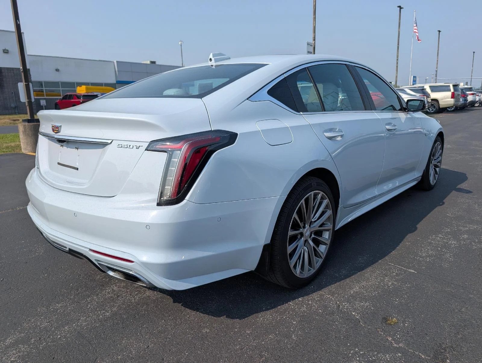 Used 2022 Diamond Sky Metallic Cadillac Premium Luxury image 8