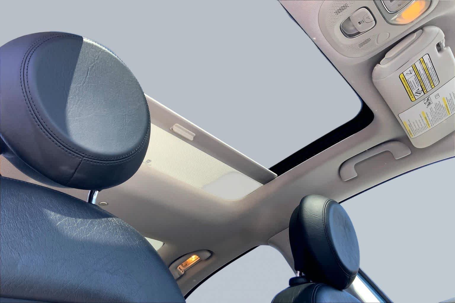 Used 2017 Blue Sky Metallic FIAT Lounge image 13