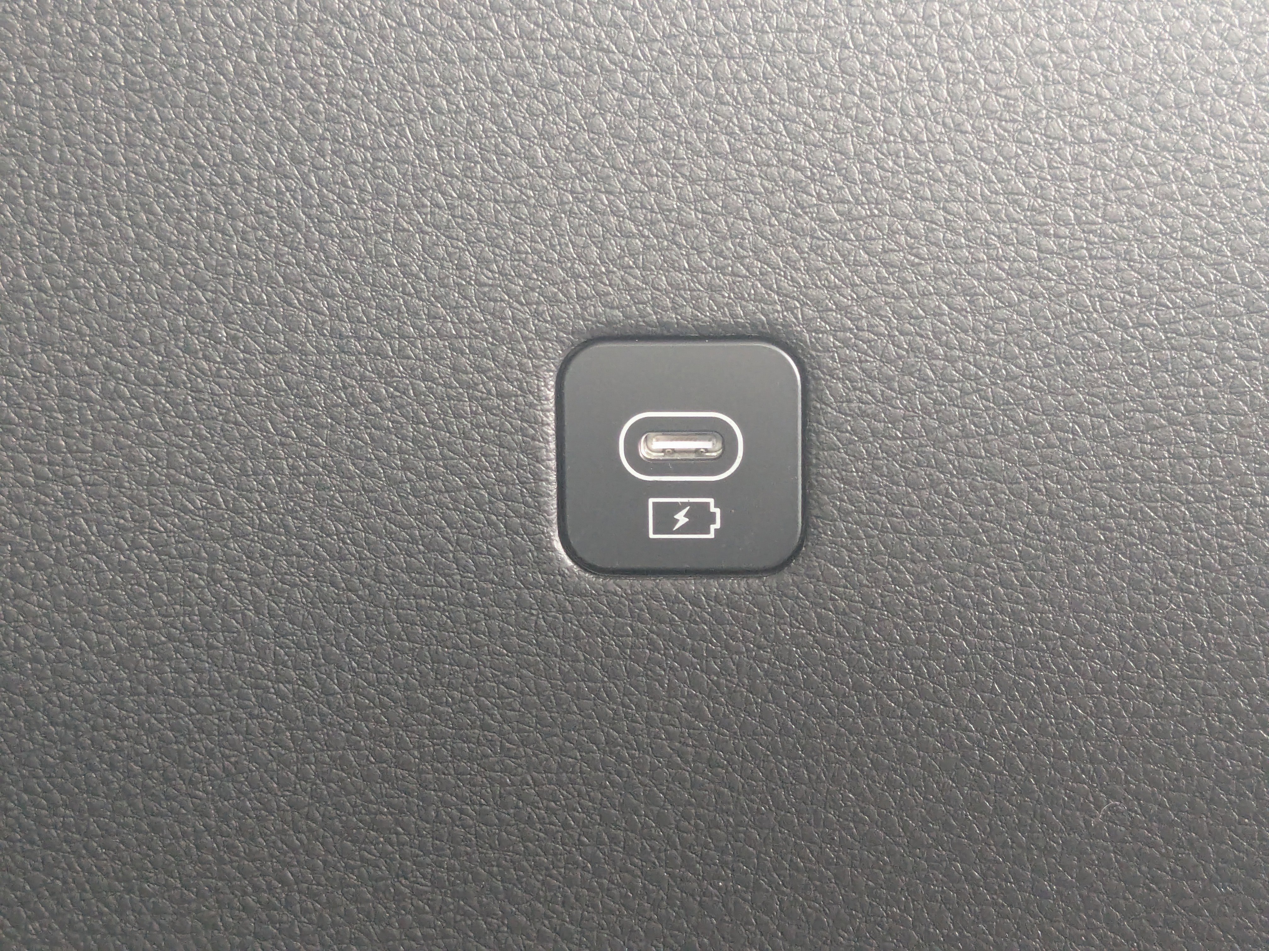 New 2026 Deep Chroma Blue Kia EX image 17