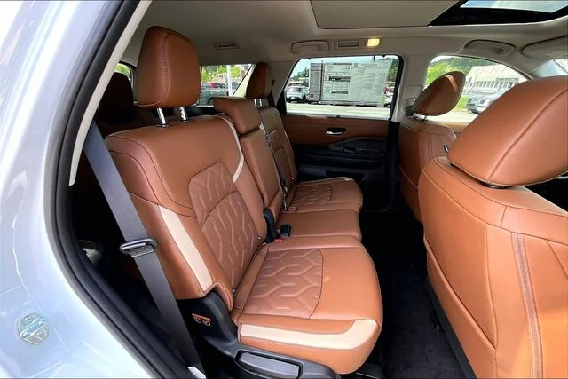 New 2026 Nissan Pathfinder Platinum 4D Sport Utility